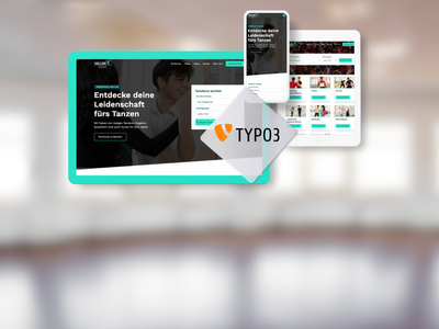 Darstellung einer responsiven Website für Vereine, erstellt mit TYPO3, angezeigt auf einem Tablet, Smartphone und Laptop.